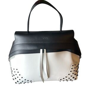 Tod's Wave White Black Corner Studs AMR Monospalla Crossbody Handle Bag
